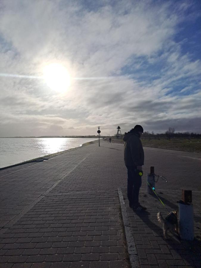 Studio Mit Meerblick Und Grosser Loggia - Direktzugang Zur Nordsee Wilhelmshaven Exterior photo